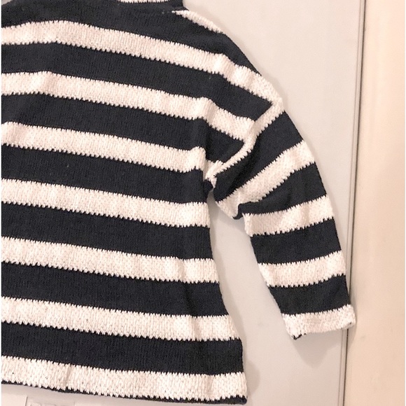 Loft mesh crochet 3/4 sleeve hoodie - Picture 11 of 14